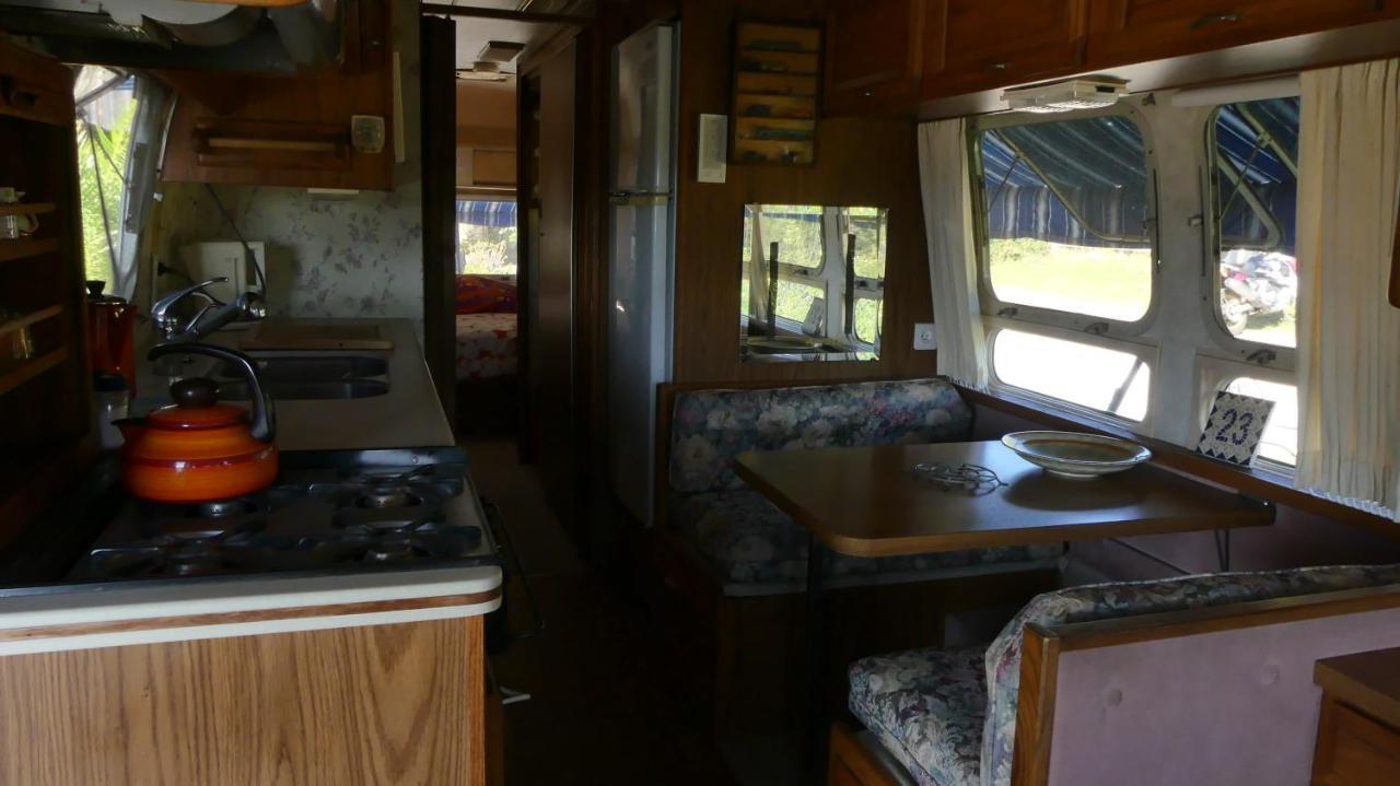 Bed and Breakfast Belrepayre Airstream Glamping à Manses Extérieur photo